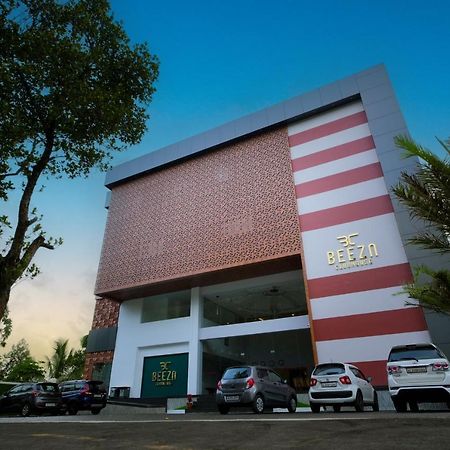 Beeza Clubhouse Hotel Kottajam Kültér fotó