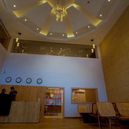 Beeza Clubhouse Hotel Kottajam Kültér fotó